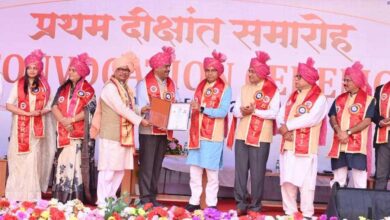 दीक्षांत समारोह केवल डिग्री प्राप्ति का अवसर नहीं, बल्कि जीवन में नई जिम्मेदारियों के निर्वहन की शुरुआत है -उच्च शिक्षा मंत्री श्री टंक राम वर्मा