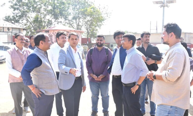 कलेक्टर किया रायपुर साहित्य उत्सव की तैयारियों का निरीक्षण कलेक्टर किया रायपुर साहित्य उत्सव की तैयारियों का निरीक्षण