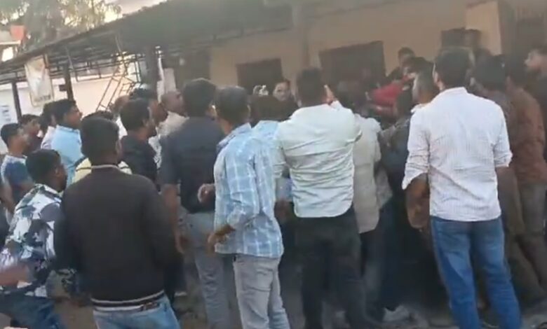 कोल परिवहन विवाद को लेकर ओडिशा सीमा पर तनाव, मारपीट के बाद FIR