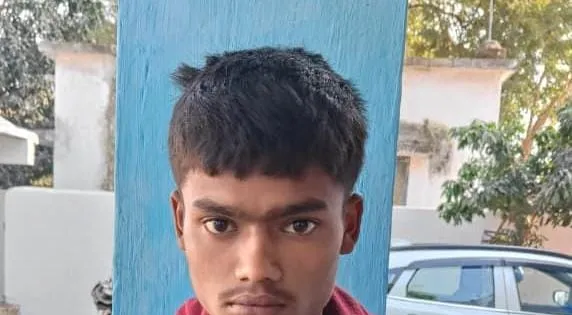 लकड़ी काटने को लेकर विवाद में भाई ने बड़े भाई को उतारा मौत के घाट लकड़ी काटने को लेकर विवाद में भाई ने बड़े भाई को उतारा मौत के घाट