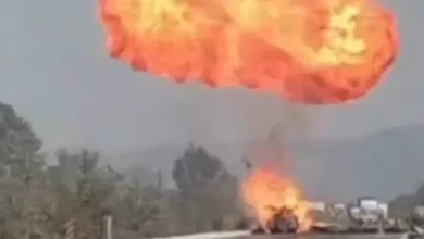 महासमुंद में नेशनल हाइवे-53 पर गैस सिलेंडर लदी पिकअप में लगी भीषण आग