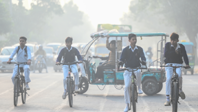 घने कोहरे और कड़ाके की ठंड के चलते गौतमबुद्धनगर में नर्सरी से कक्षा 8 तक के स्कूल 10 जनवरी तक बंद