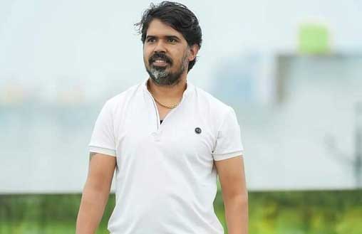 छॉलीवुड एक्टर पर गंभीर आरोप, युवती ने कहा- जबरदस्ती की शादी, फिर बेहरमी से पीटा छॉलीवुड एक्टर पर गंभीर आरोप, युवती ने कहा- जबरदस्ती की शादी, फिर बेहरमी से पीटा