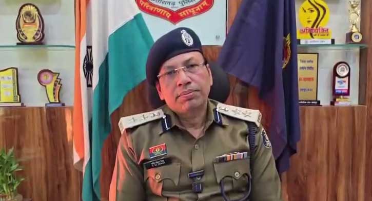 जशपुर पुलिस ने किया लाखों की चोरी का खुलासा, अब तक पांच आरोपियों को गिरफ्तार कर जेल भेज चुकी है जशपुर पुलिस जशपुर पुलिस ने किया लाखों की चोरी का खुलासा, अब तक पांच आरोपियों को गिरफ्तार कर जेल भेज चुकी है जशपुर पुलिस