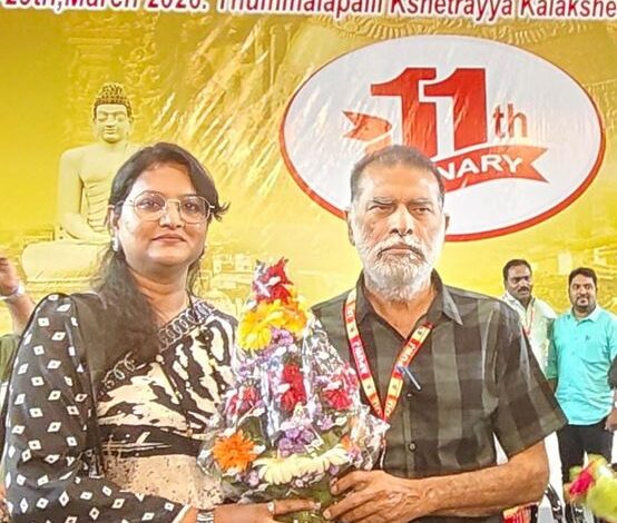 आई जे यू के राष्ट्रीय अधिवेशन में वैदिक न्यूज की एम् डी सैय्यद सलमा का हुआ सम्मान।