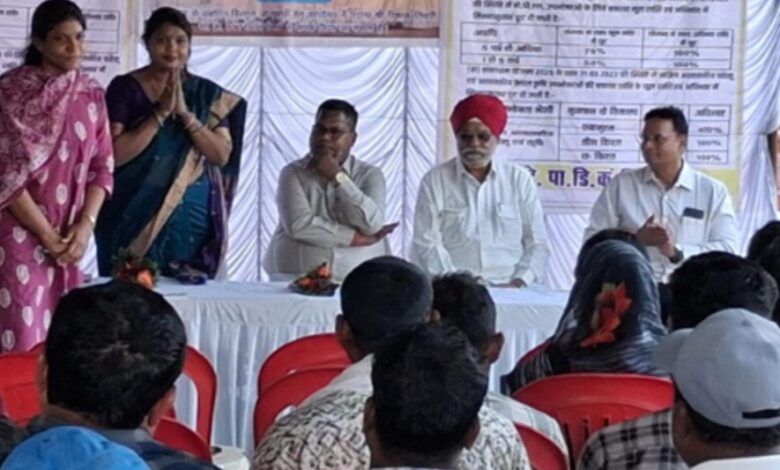 कोरोना में आर्थिक रूप से कमजोर हुए उपभोक्ता को एमबीबीएस योजना का लाभ देने अपनी ओर से दी सहायता