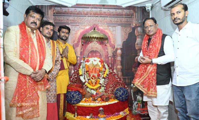 मुख्यमंत्री श्री विष्णुदेव साय ने चंदखुरी में माता कौशल्या एवं भगवान श्रीराम के किए दर्शन: प्रदेश की सुख-समृद्धि की कामना की