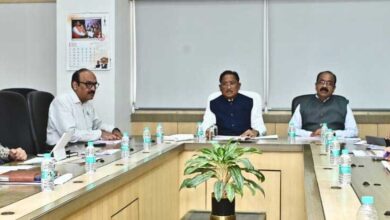 सड़क निर्माण में गुणवत्ता से समझौता नहीं होगा : मुख्यमंत्री विष्णु देव साय सड़क निर्माण में गुणवत्ता से समझौता नहीं होगा : मुख्यमंत्री विष्णु देव साय