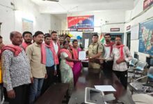 गैस सिलेंडर में कम भराव व अनियमित वितरण को लेकर ग्रामीणों में आक्रोश, जोहार छत्तीसगढ़ पार्टी ने की कार्रवाई की मांग गैस सिलेंडर में कम भराव व अनियमित वितरण को लेकर ग्रामीणों में आक्रोश, जोहार छत्तीसगढ़ पार्टी ने की कार्रवाई की मांग