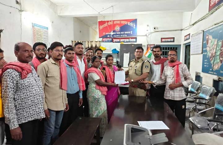 गैस सिलेंडर में कम भराव व अनियमित वितरण को लेकर ग्रामीणों में आक्रोश, जोहार छत्तीसगढ़ पार्टी ने की कार्रवाई की मांग