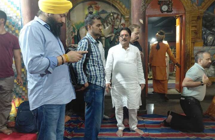 सर्व धर्म हनुमान मंदिर में उमड़ता है आस्था का सैलाब,15 वर्षों से अनवरत जारी है समाजसेवी कुबेर राठी का ‘शनिवार महाभंडारा’