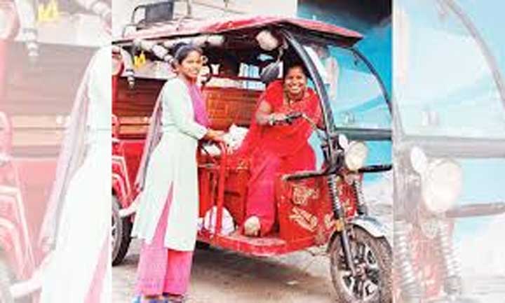 दीदी ई-रिक्शा एवं ई-रिक्शा सहायता योजना से होगा श्रमिकों का सर्वांगीण विकास