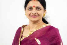 “फ्लाईओवर पर यू-टर्न से X-Y-Z टर्न तक: दीप्ति दुबे का सरकार पर तीखा हमला”