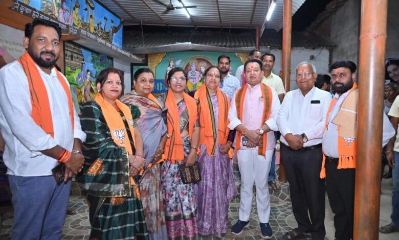 बसना विधायक डॉ. संपत अग्रवाल ने सुखीपाली में किया ‘गांव चलो घर चलो’ अभियान का शंखनाद