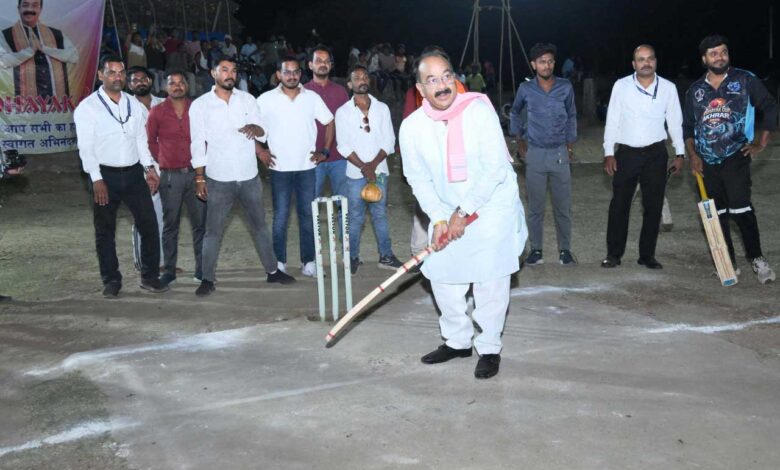 हर प्रतिभा को मिलेगा मंच, उत्कृष्ट खिलाड़ियों का संवरेगा भविष्य : श्री अरुण साव हर प्रतिभा को मिलेगा मंच, उत्कृष्ट खिलाड़ियों का संवरेगा भविष्य : श्री अरुण साव