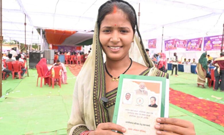 साय सरकार का सुशासन तिहार बना मददगार मिनटों में टाकेश्वरी को मिला राशन कार्ड