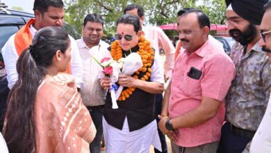 बसना विधायक डॉ. संपत अग्रवाल की उपस्थिति में ग्राम रेमड़ा में ‘सुशासन तिहार’ संपन्न, संवाद से समाधान की ओर बढ़ते कदम बसना विधायक डॉ. संपत अग्रवाल की उपस्थिति में ग्राम रेमड़ा में ‘सुशासन तिहार’ संपन्न, संवाद से समाधान की ओर बढ़ते कदम