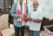 ’छत्तीसगढ़ चाय व्यापारी संघ के उपाध्यक्ष ने की राज्यपाल से सौजन्य भेंट’