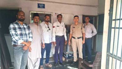 ऑल मुस्लिम वेलफेयर फाउंडेशन द्वारा ट्रैफिक पुलिस कर्मियों को छाछ वितरण