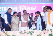 ग्रामीण अंचल की बेटी बनी प्रेरणा, मुख्यमंत्री ने सराहा उत्कृष्ट प्रदर्शन ग्रामीण अंचल की बेटी बनी प्रेरणा, मुख्यमंत्री ने सराहा उत्कृष्ट प्रदर्शन