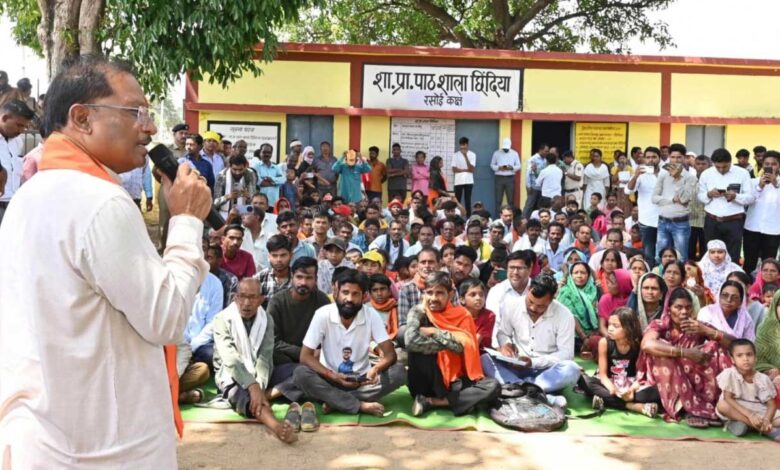 ‘बगिया के विष्णु’ का विकास विज़न- सुशासन से जन-जन तक पहुंचती सरकार ‘बगिया के विष्णु’ का विकास विज़न- सुशासन से जन-जन तक पहुंचती सरकार