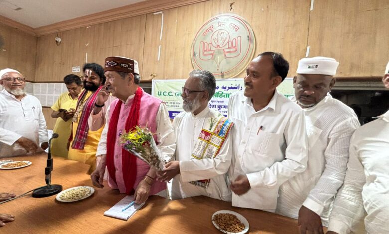 राष्ट्रीय स्वयंसेवक संघ के राष्ट्रीय कार्यकारिणी सदस्य इंद्रेश कुमार जी का रायपुर में सम्मान