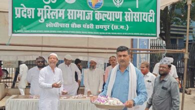 तपती गर्मी में राहत: प्रदेश मुस्लिम समाज कल्याण सोसायटी द्वारा रायपुर के कचहरी चौक पर छाछ वितरण