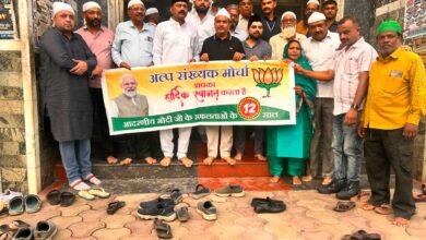 12 साल बेमिसाल भाजपा अल्पसंख्यक मोर्चा ने पेश किए चादर पोशी देश की खुशहाली तरक्की के लिए की दुआएं खैर
