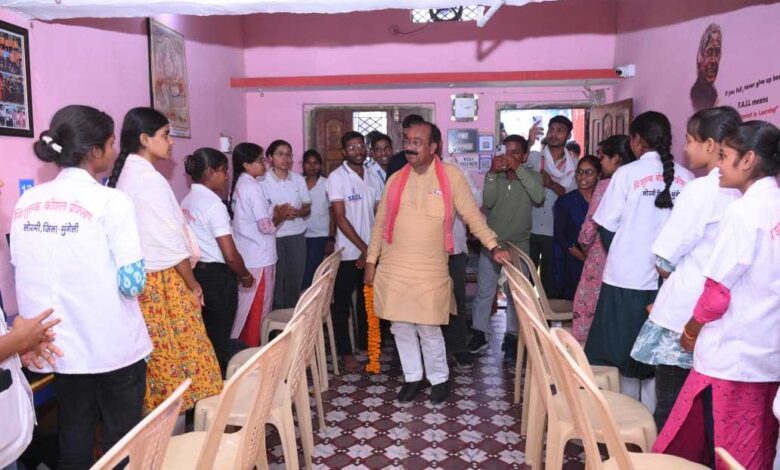 शिक्षा के साथ कौशल विकास से बढ़ता है आत्मविश्वास : अरुण साव