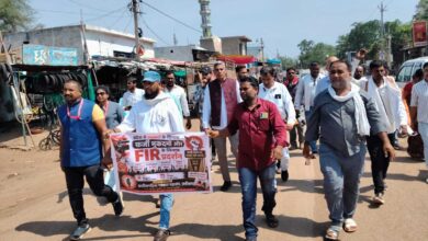 पत्रकार सुरक्षा कानून लागू करने सीपीएम ने सौंपा ज्ञापन, धरसींवा थाने तक किया पैदल मार्च