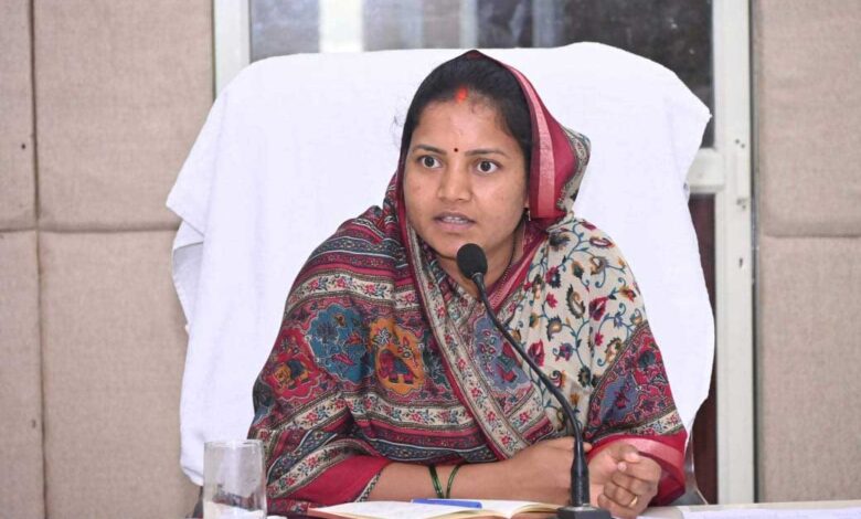 महिला एवं बाल विकास मंत्री  लक्ष्मी राजवाड़े ने लिया बड़ा फैसला