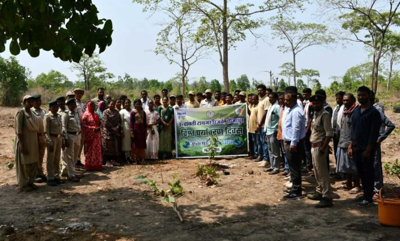 इंद्रावती टाइगर रिजर्व का अनूठा अभियान : ‘एक पेड़ माँ के नाम’ से दिया प्रकृति संरक्षण का संदेश