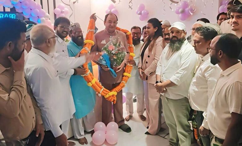 मुस्लिम समाज ने बहादुर अली को दी जन्मदिन की मुबारकबाद मुस्लिम समाज ने बहादुर अली को दी जन्मदिन की मुबारकबाद