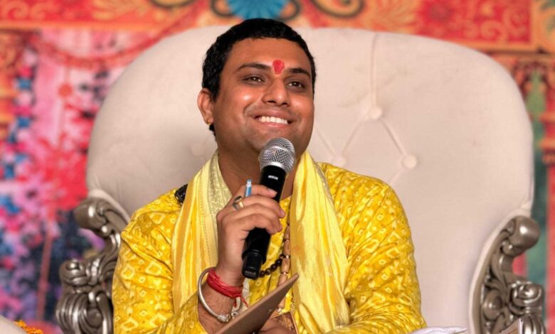 श्री रामेश्वर धाम सरकार पर हर शनिवार को लगता हर दिव्या दरबार श्री शिवम महाराज पर्ची बनाकर करते हैं भक्तों समाधान श्री रामेश्वर धाम सरकार पर हर शनिवार को लगता हर दिव्या दरबार श्री शिवम महाराज पर्ची बनाकर करते हैं भक्तों समाधान