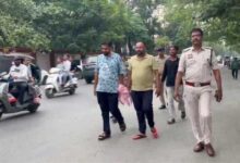 जो कल तक दिखाता था रौब, पुलिस की दबिश पड़ते ही निकली हेकड़ी; बंधक बनाकर मारपीट और लूटकांड में दो गिरफ्तार