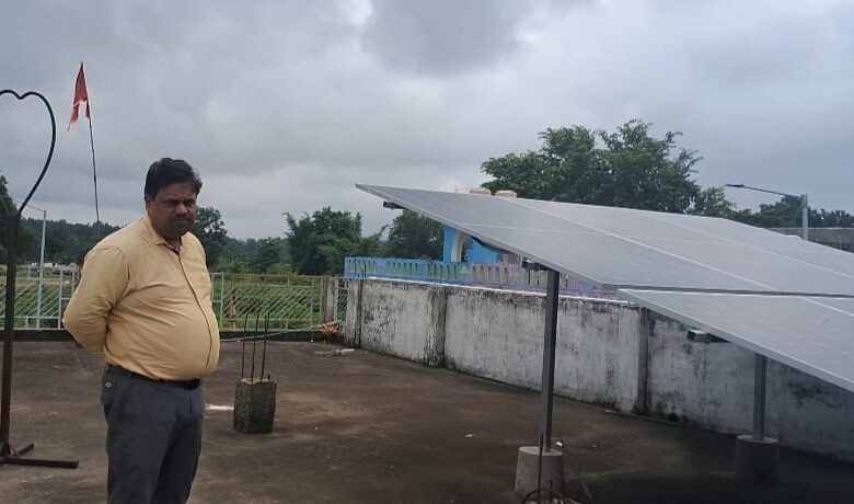 पीएम सूर्य घर मुफ्त बिजली योजना से बदली अशोक कुमार गुप्ता के घर की तस्वीर पीएम सूर्य घर मुफ्त बिजली योजना से बदली अशोक कुमार गुप्ता के घर की तस्वीर