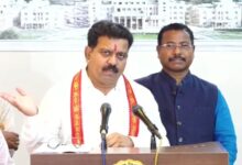 विधानसभा में विजय शर्मा ने गिनाए सरकार के काम, कांग्रेस पर लगाए घोटालों और भ्रष्टाचार के आरोप विधानसभा में विजय शर्मा ने गिनाए सरकार के काम, कांग्रेस पर लगाए घोटालों और भ्रष्टाचार के आरोप