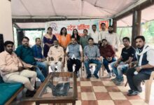 धमतरी में पत्रकार सम्मेलन में स्टेट वर्किंग जर्नलिस्ट्स यूनियन ने पंडवानी की विश्वप्रसिद्ध कलाकार तीजन बाई को श्रद्धांजलि अर्पित की