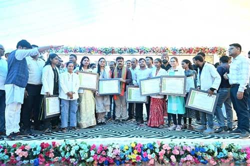 गुणवत्तापूर्ण स्वास्थ्य सेवाएं सरकार की सर्वाेच्च प्राथमिकताःउप मुख्यमंत्री शर्मा गुणवत्तापूर्ण स्वास्थ्य सेवाएं सरकार की सर्वाेच्च प्राथमिकताःउप मुख्यमंत्री शर्मा