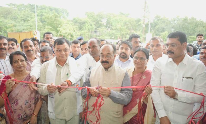 सत्ता शासन के लिए नहीं, सेवा के लिए : श्री अरुण साव’ सत्ता शासन के लिए नहीं, सेवा के लिए : श्री अरुण साव’