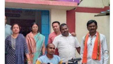 बैटरी चालित ट्राइसाइकिल से बदली जिंदगी: मोहला के हितग्राही श्री नर्मेश बने आत्मनिर्भरता की मिसाल