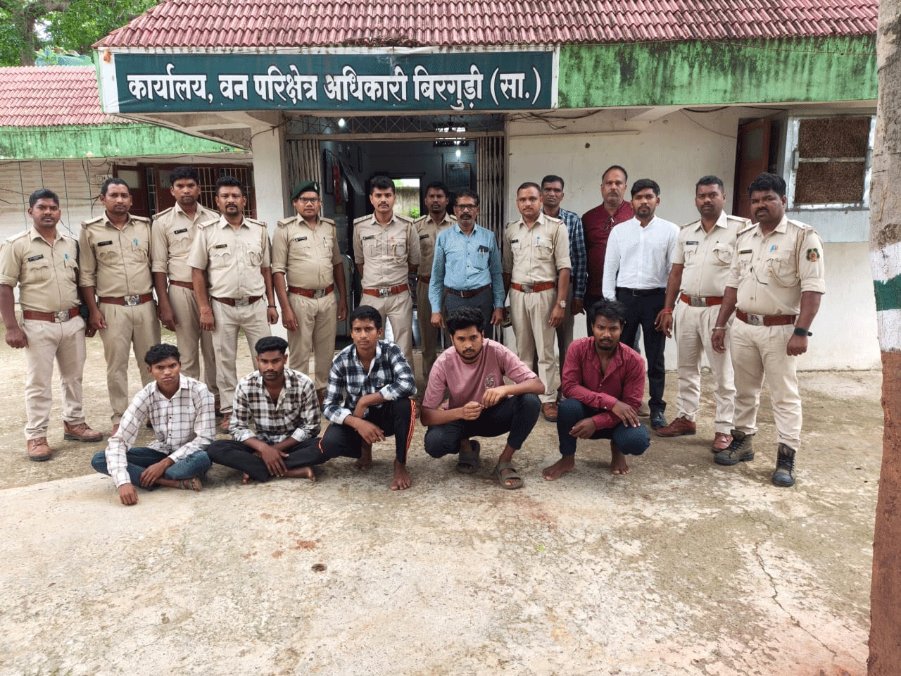 आरक्षित वन में वन्यजीवों के शिकार पर बड़ी कार्रवाई आरक्षित वन में वन्यजीवों के शिकार पर बड़ी कार्रवाई