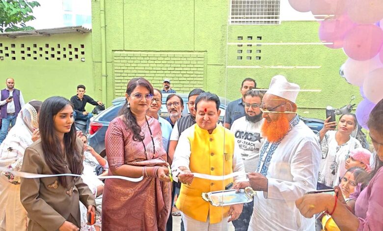 विधायक संपत अग्रवाल व सैय्यद सलमा ने किया नेल्स बाय सकीना का भव्य शुभारंभ। विधायक संपत अग्रवाल व सैय्यद सलमा ने किया नेल्स बाय सकीना का भव्य शुभारंभ।