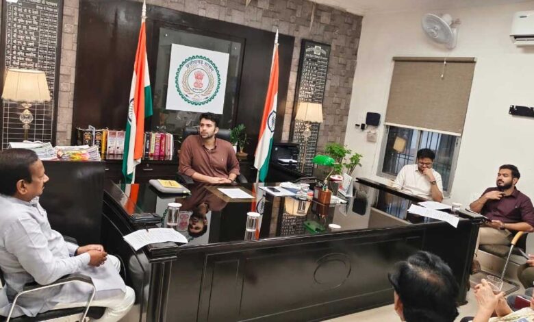 14 सितंबर से सुर, ताल और घुंघरुओं की झंकार से गूंजेगा 41 वें चक्रधर समारोह का मंच 14 सितंबर से सुर, ताल और घुंघरुओं की झंकार से गूंजेगा 41 वें चक्रधर समारोह का मंच