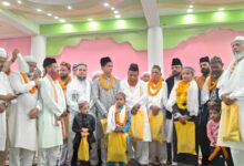 लुतरा शरीफ में उमरा यात्रियों का दरगाह इंतज़ामिया कमेटी की जानिब से इस्तकबाल