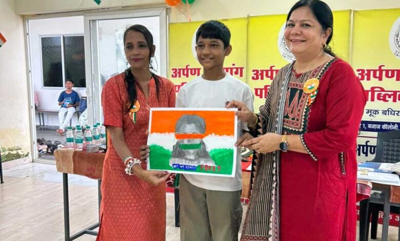 मारुति फाउंडेशन हेरिटेज इंडिया द्वारा आयोजित तिरंगा रायपुर चित्रकला प्रतियोगिता में बच्चों ने दिखाई सृजनात्मक प्रतिभा मारुति फाउंडेशन हेरिटेज इंडिया द्वारा आयोजित तिरंगा रायपुर चित्रकला प्रतियोगिता में बच्चों ने दिखाई सृजनात्मक प्रतिभा