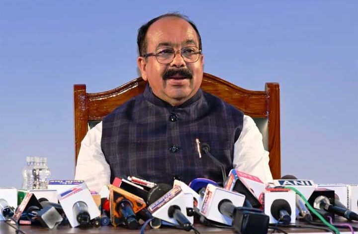 ‘लोक निर्माण से छत्तीसगढ़ निर्माण’ के मूलमंत्र के साथ अधोसंरचना विकास को दे रहे नई गति – अरुण साव ‘लोक निर्माण से छत्तीसगढ़ निर्माण’ के मूलमंत्र के साथ अधोसंरचना विकास को दे रहे नई गति – अरुण साव