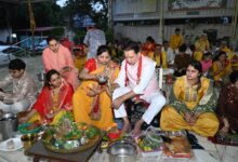 शिवभक्ति के रंग में रंगा रायपुर: विधायक डॉ. संपत अग्रवाल ने सपरिवार किया भव्य रुद्राभिषेक, प्रदेश की सुख-समृद्धि की माँगी मन्नत