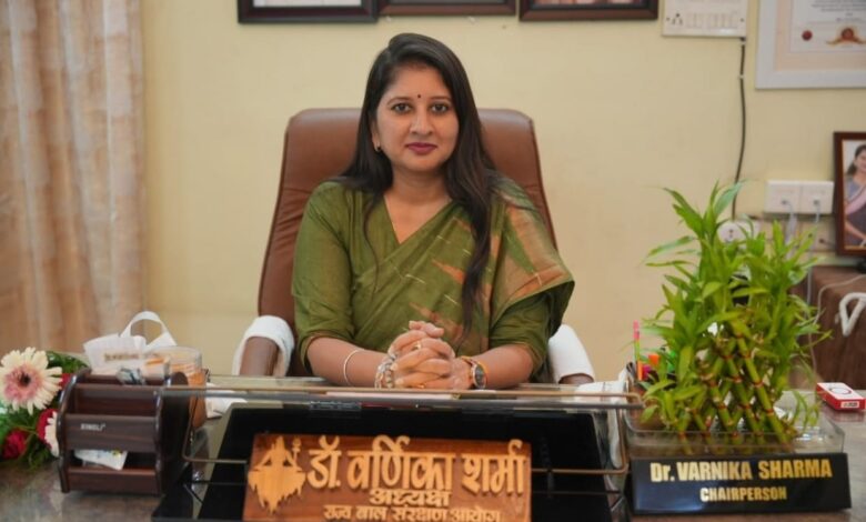 डॉ. वर्णिका शर्मा की अनुशंसा पर प्रदेश के स्कूलों एवं बालिका छात्रावासों में सेनेटरी पैड वेंडिंग मशीन की सुविधा उपलब्ध कराने पर जोर डॉ. वर्णिका शर्मा की अनुशंसा पर प्रदेश के स्कूलों एवं बालिका छात्रावासों में सेनेटरी पैड वेंडिंग मशीन की सुविधा उपलब्ध कराने पर जोर