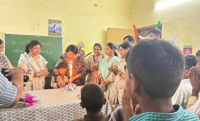 बालक ने मांगी साइकिल डॉ वर्णिका ने 2 दिन में पूरा किया वादा बालक ने मांगी साइकिल डॉ वर्णिका ने 2 दिन में पूरा किया वादा